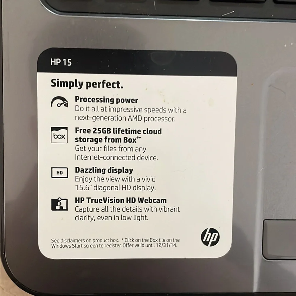 HP laptop. Works great, comes with charger. Just been collecting dust!